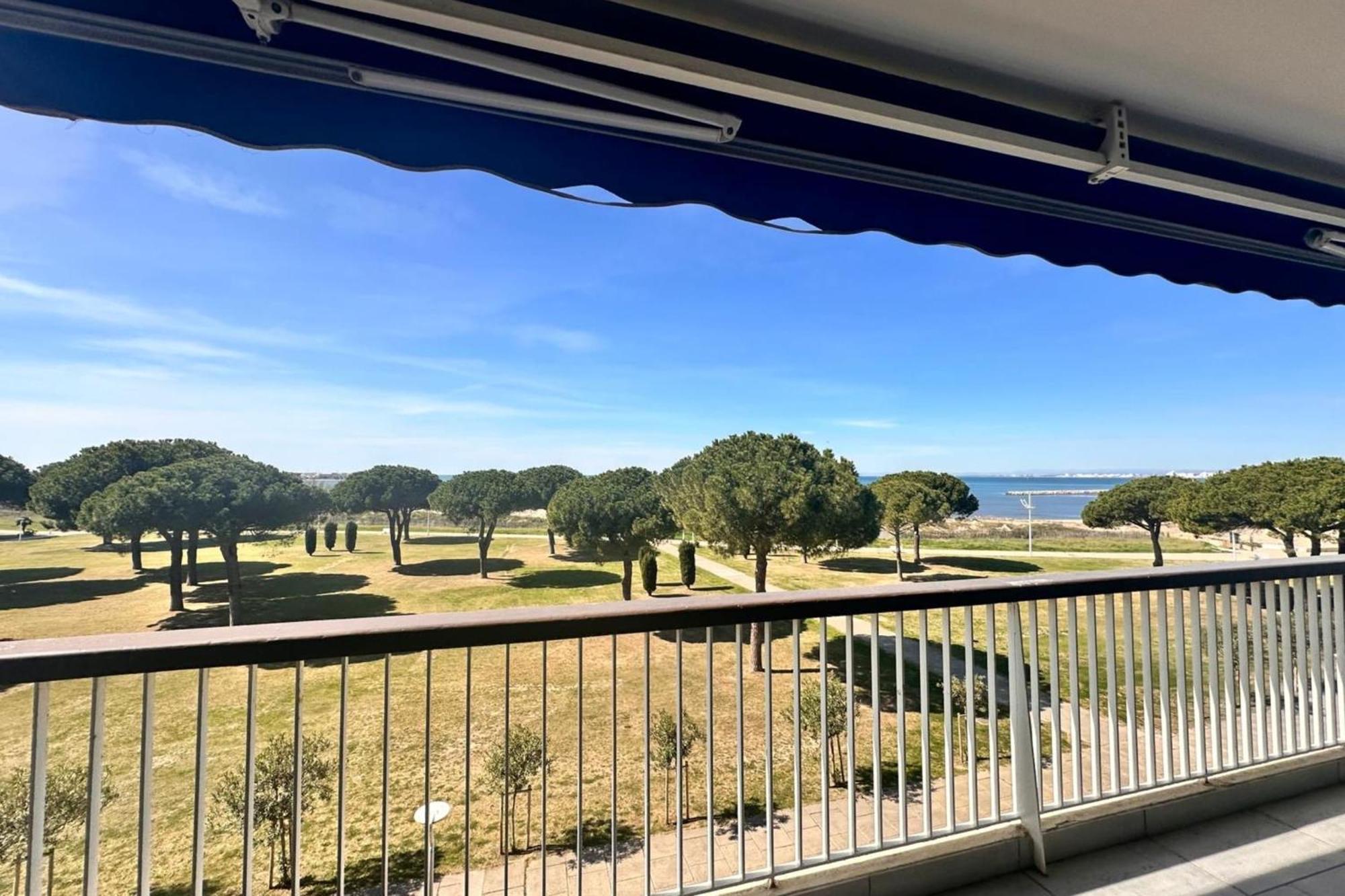 Le Mistral Appartement Standing Avec Vue Mer Exceptionnelle En 1Ere Ligne Le Grau-du-Roi Dış mekan fotoğraf